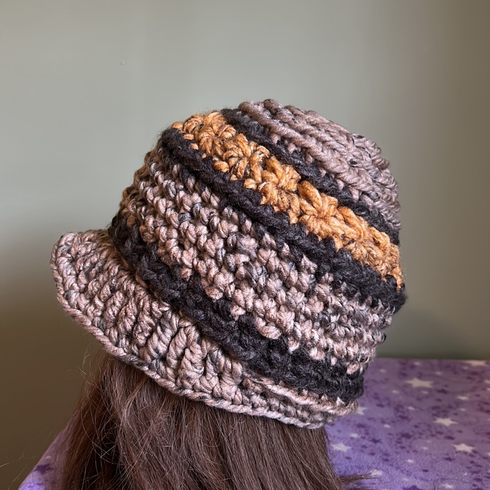 Chic Crochet chunky newsboy medium new hot - Picture 5 of 10